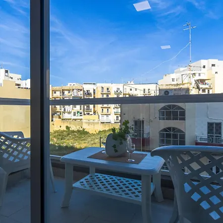 Lejlighed Spacious Brand New 3 Bdr 2 Bth H