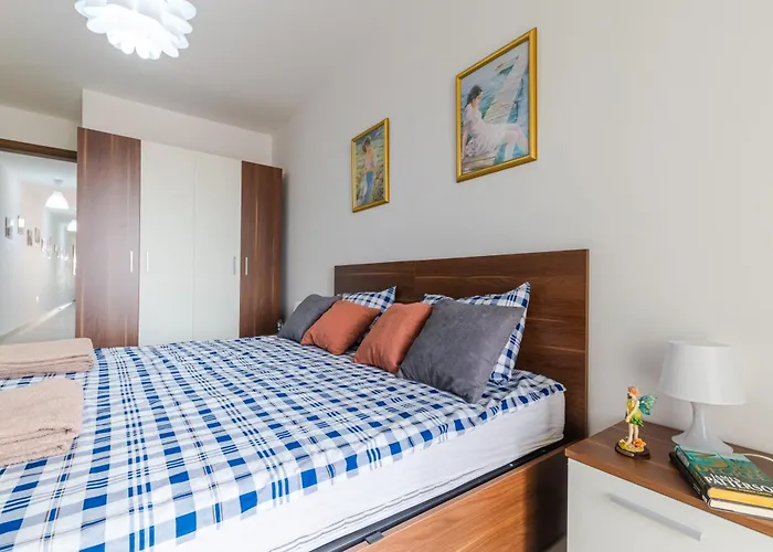 Spacious Brand New 3 Bdr 2 Bth H * St. Paul's Bay