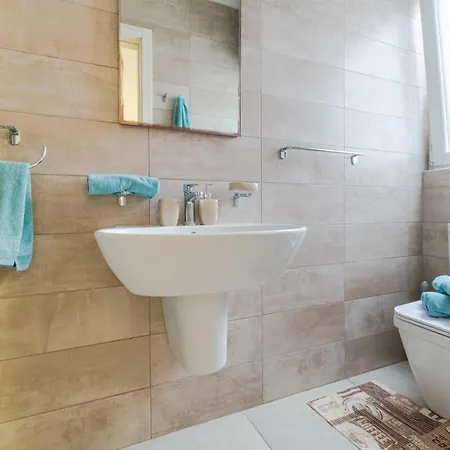 Spacious Brand New 3 Bdr 2 Bth H * St. Paul's Bay