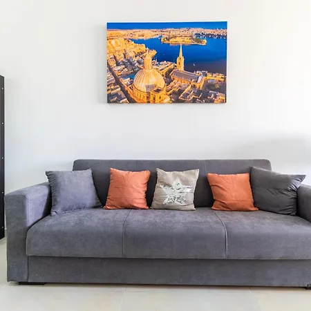 דירה Spacious Brand New 3 Bdr 2 Bth H