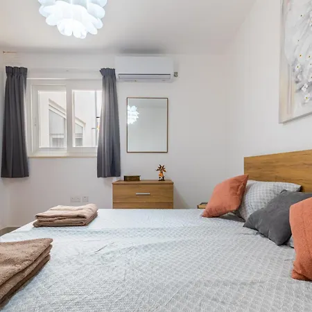 Spacious Brand New 3 Bdr 2 Bth H St. Paul's Bay