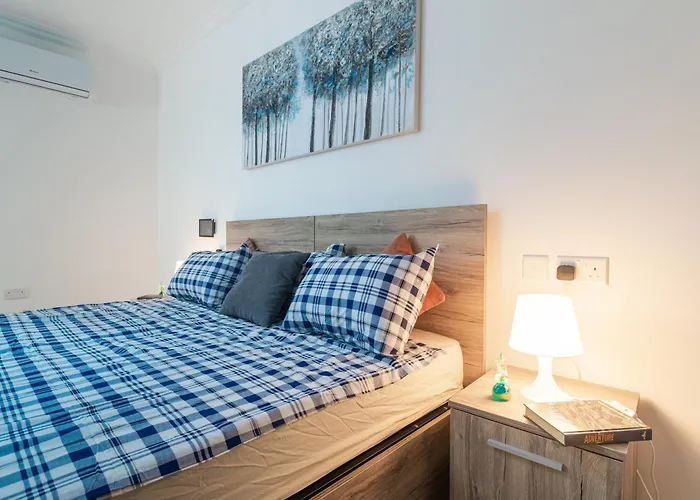 Spacious Brand New 3 Bdr 2 Bth H Apartament *