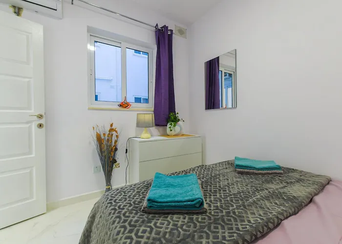 Spacious Brand New 3 Bdr 2 Bth H St. Paul's Bay