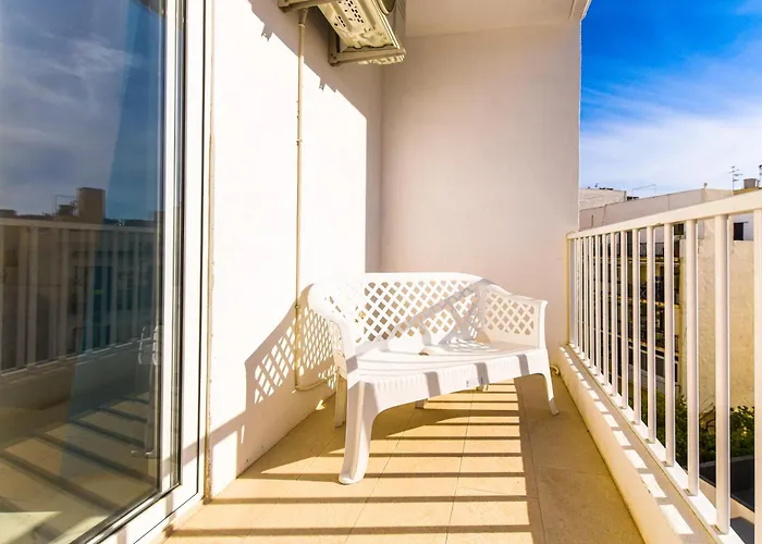 Spacious Brand New 3 Bdr 2 Bth H * St. Paul's Bay