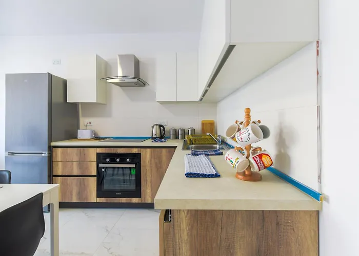 Spacious Brand New 3 Bdr 2 Bth H Apartment St. Paul's Bay